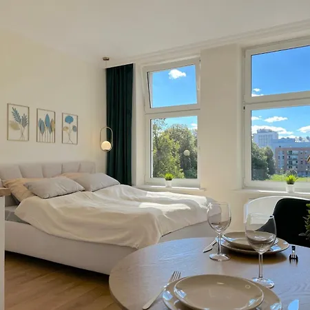 Seredino Relax Apartment- Modern Comfort In A Quiet Location, 5 Minutes To Old Town & Seaside