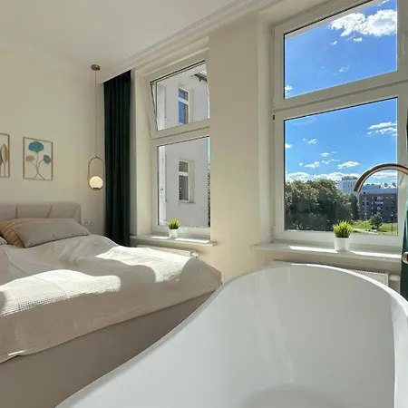 דירה Seredino Relax Apartment- Modern Comfort In A Quiet Location, 5 Minutes To Old Town & Seaside *